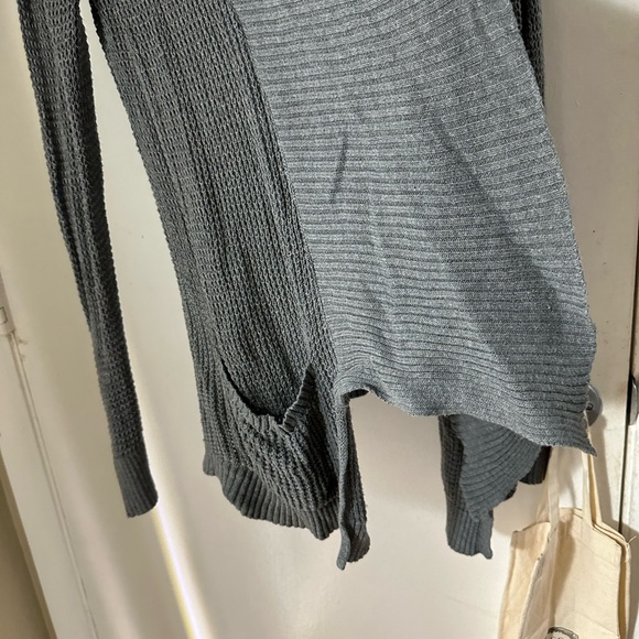Heather gray lightweight knit cardigan, express size small - Picture 3 of 7